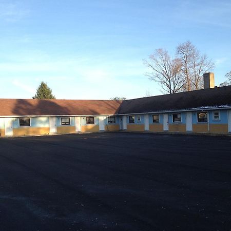 American Plaza Motel Лондон Экстерьер фото