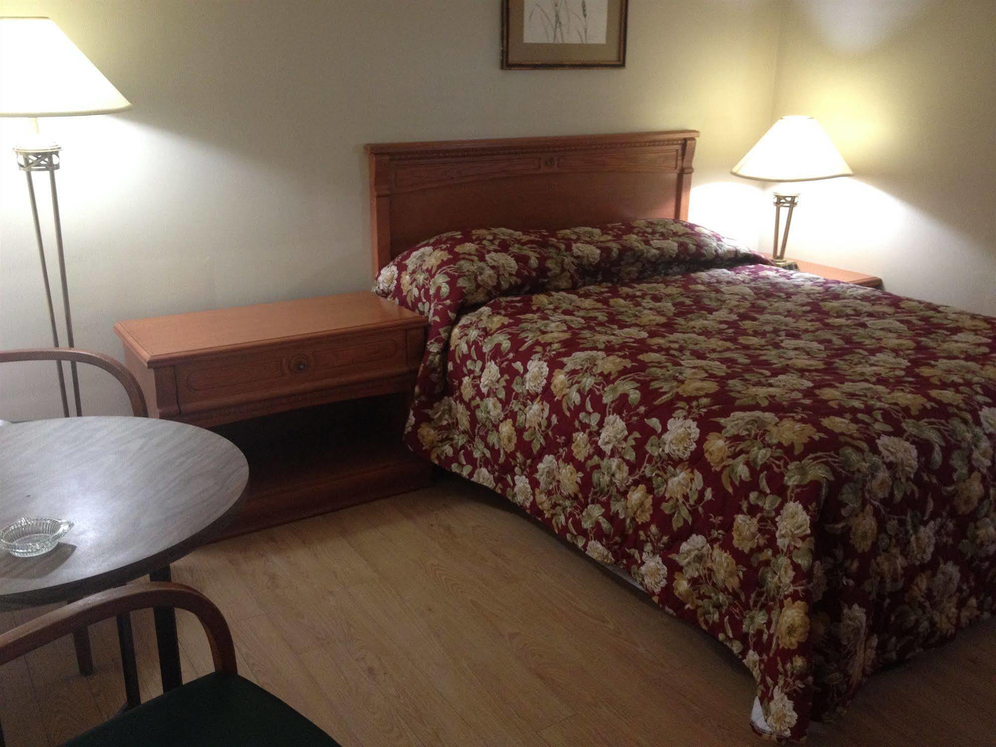 American Plaza Motel Лондон Экстерьер фото
